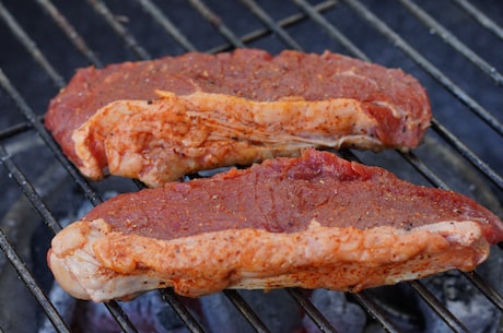 打造美食必备！红萝卜炒肉的秘诀